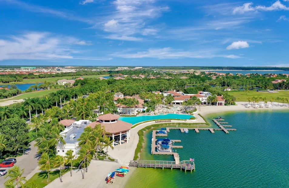 Miromar Lakes, FL