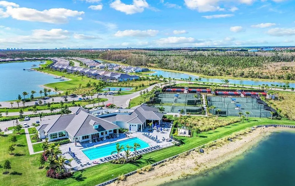 WildBlue, FL